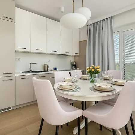 Family Apartment With Gym And Swimming Pool By Renters Prestige Kolobrzeg Exterior photo