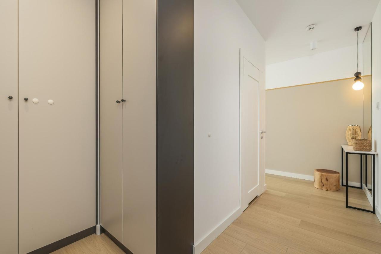 Apartment Family With Gym And Swimming Pool By Renters Prestige *