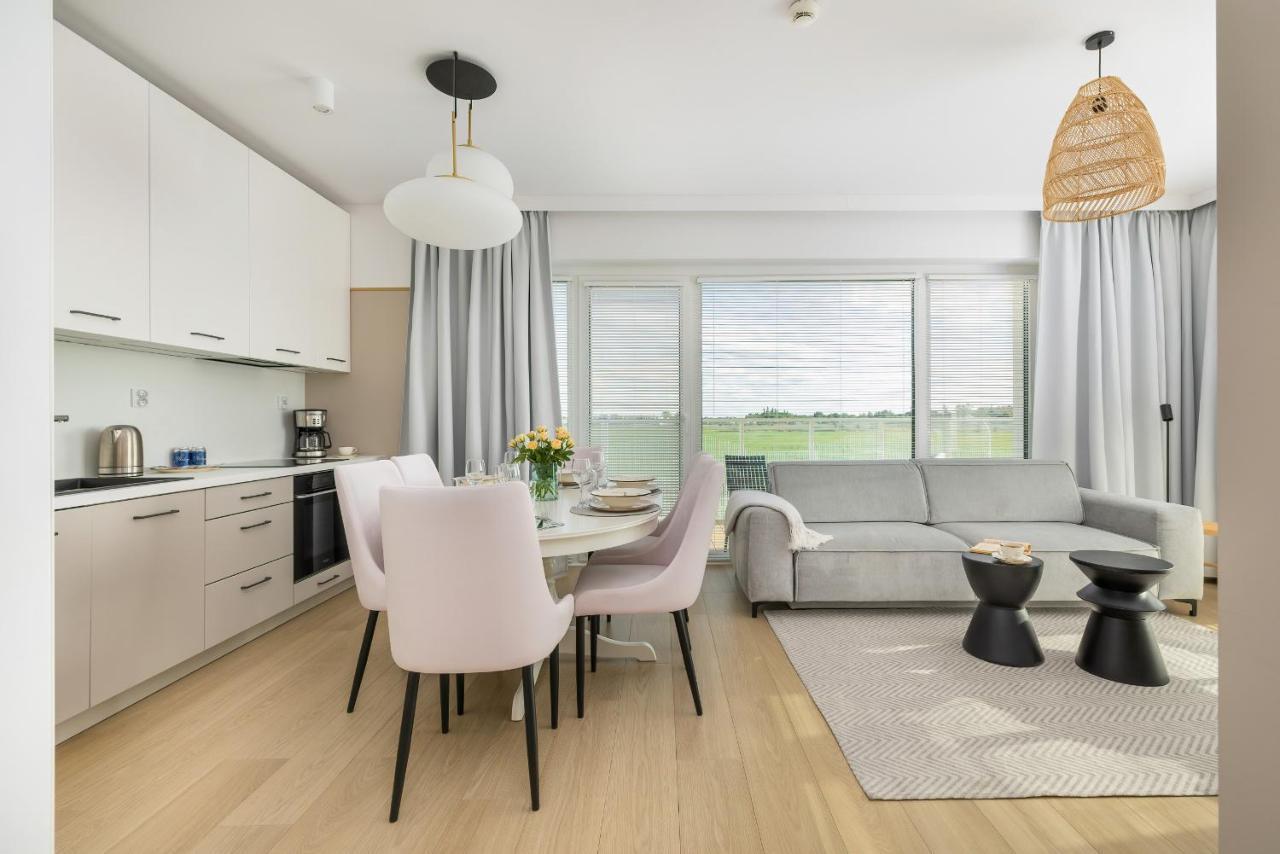 Apartment Family With Gym And Swimming Pool By Renters Prestige *